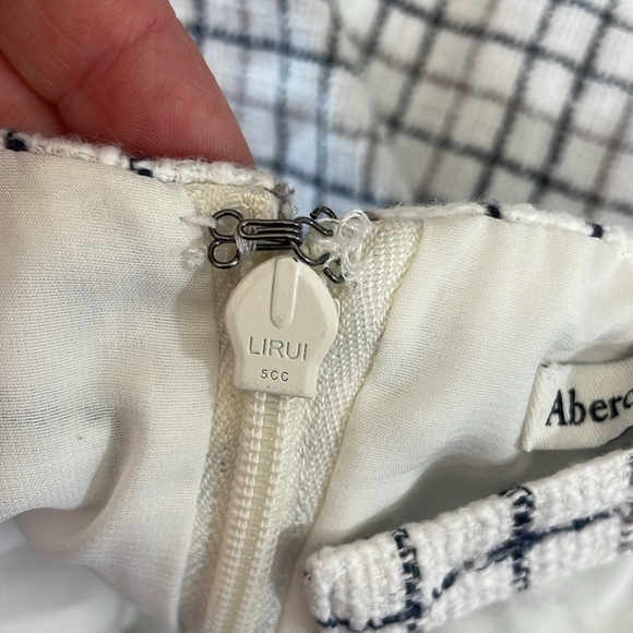 ABERCROMBIE & FITCH white tweed mini dress size M - Picture 10 of 12